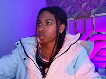 Queen_perla_  live sex cam