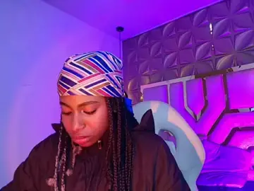 Queen_perla_  live sex cam