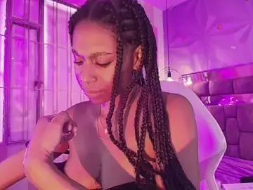 Queen_perla_  live sex cam