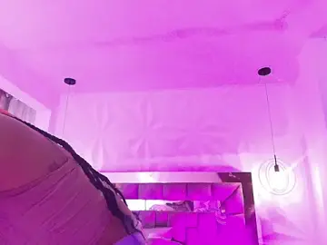 Queen_perla_  live sex cam