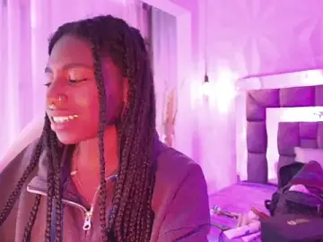 Queen_perla_  live sex cam