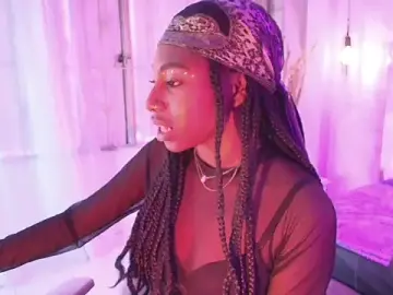 Queen_perla_  live sex cam