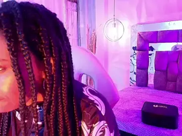 Queen_perla_  live sex cam