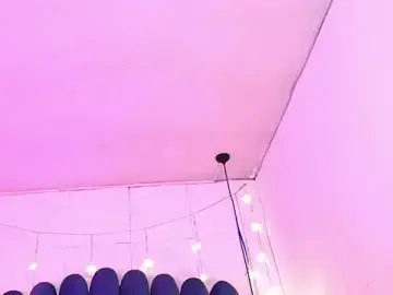 Queen_perla_  live sex cam