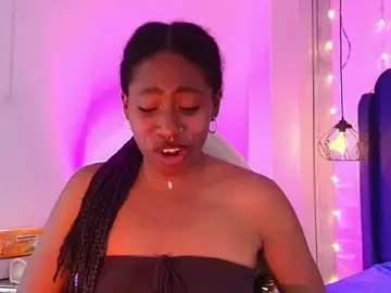Queen_perla_  live sex cam