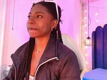 Queen_perla_  live sex cam