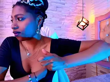 Queen_perla_  live sex cam