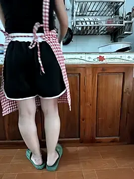 Sweet-Berryy  live sex cam