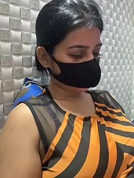 True_Love009  live sex cam