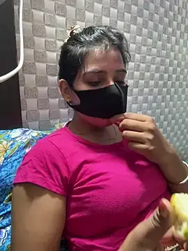 True_Love009  live sex cam