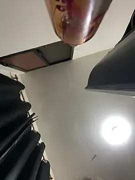Chiquita2  live sex cam