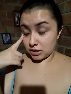 CurvyNoir  live sex cam