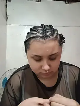 CurvyNoir  live sex cam
