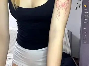 Dreamchase  live sex cam