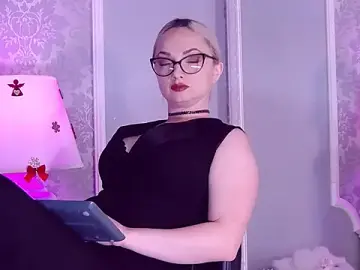 EllianaReese  live sex cam