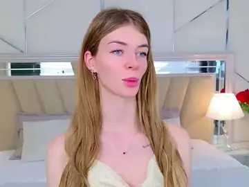 MeganMour  live sex cam