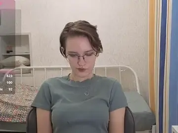 PliantMissus  live sex cam