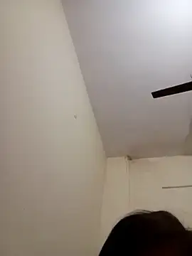 UP-Girl  live sex cam