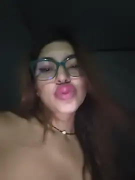 Kaata  live sex cam