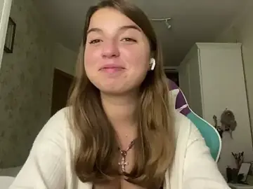 AshliKuhn  live sex cam