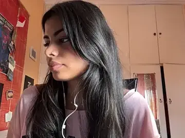 JenniRoutt  live sex cam