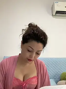 Luckylilyss  live sex cam