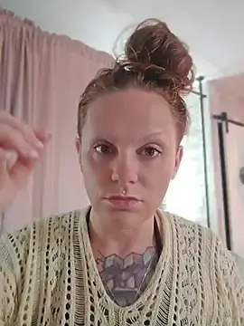 NoellleSnow  live sex cam