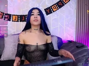 Raven_Wood  live sex cam
