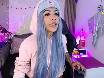 Raven_Wood  live sex cam