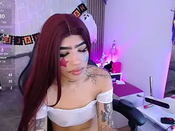 Raven_Wood  live sex cam