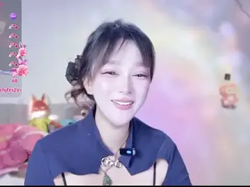 Ruby-18  live sex cam