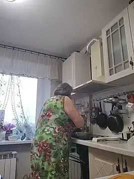 Snezhana  live sex cam