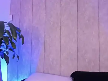 Cinnadol  live sex cam