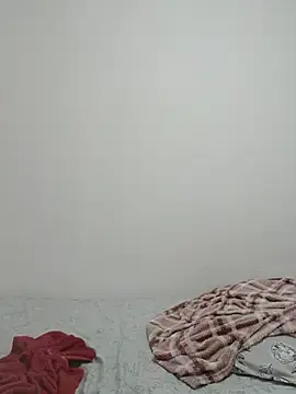 Mi2003  live sex cam