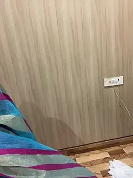 Simmy14321  live sex cam