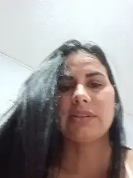 Cinthial39  live sex cam