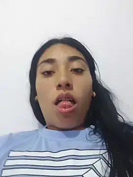 Kayle_Aurora  live sex cam