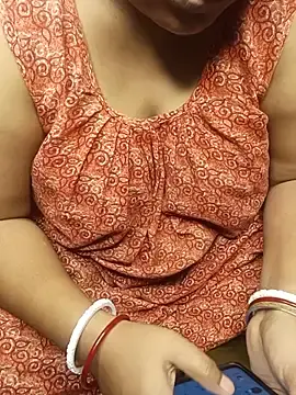 R_Queen  live sex cam