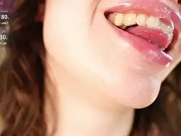 Alma_yammy  live sex cam