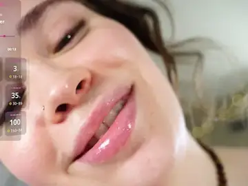 Alma_yammy  live sex cam