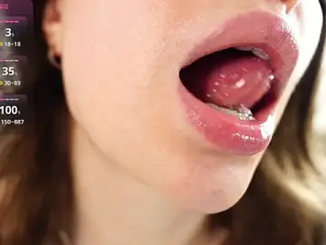 Alma_yammy  live sex cam