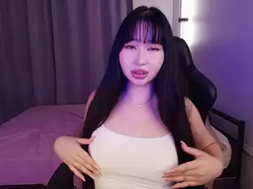 Frozensakura  live sex cam