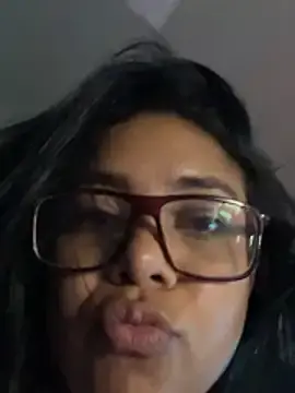 Lunamont  live sex cam