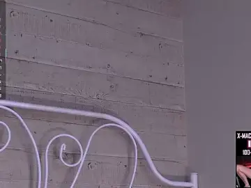 Maya_snow  live sex cam