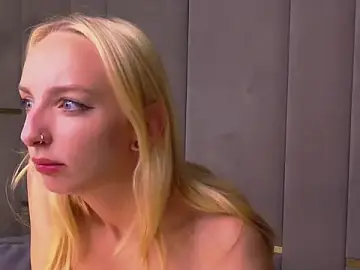 Maya_snow  live sex cam