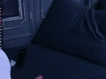 Maya_snow  live sex cam