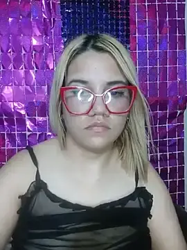 Kiarasex  live sex cam