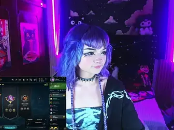 Ravencollen  live sex cam