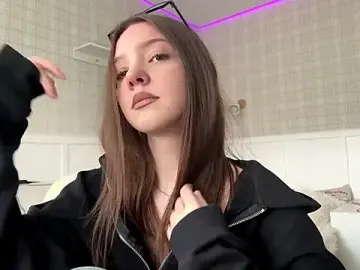 CassondraBern  live sex cam