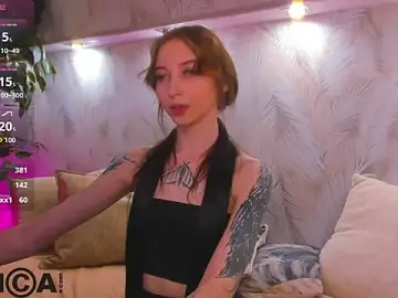 Ellen_Hops  live sex cam